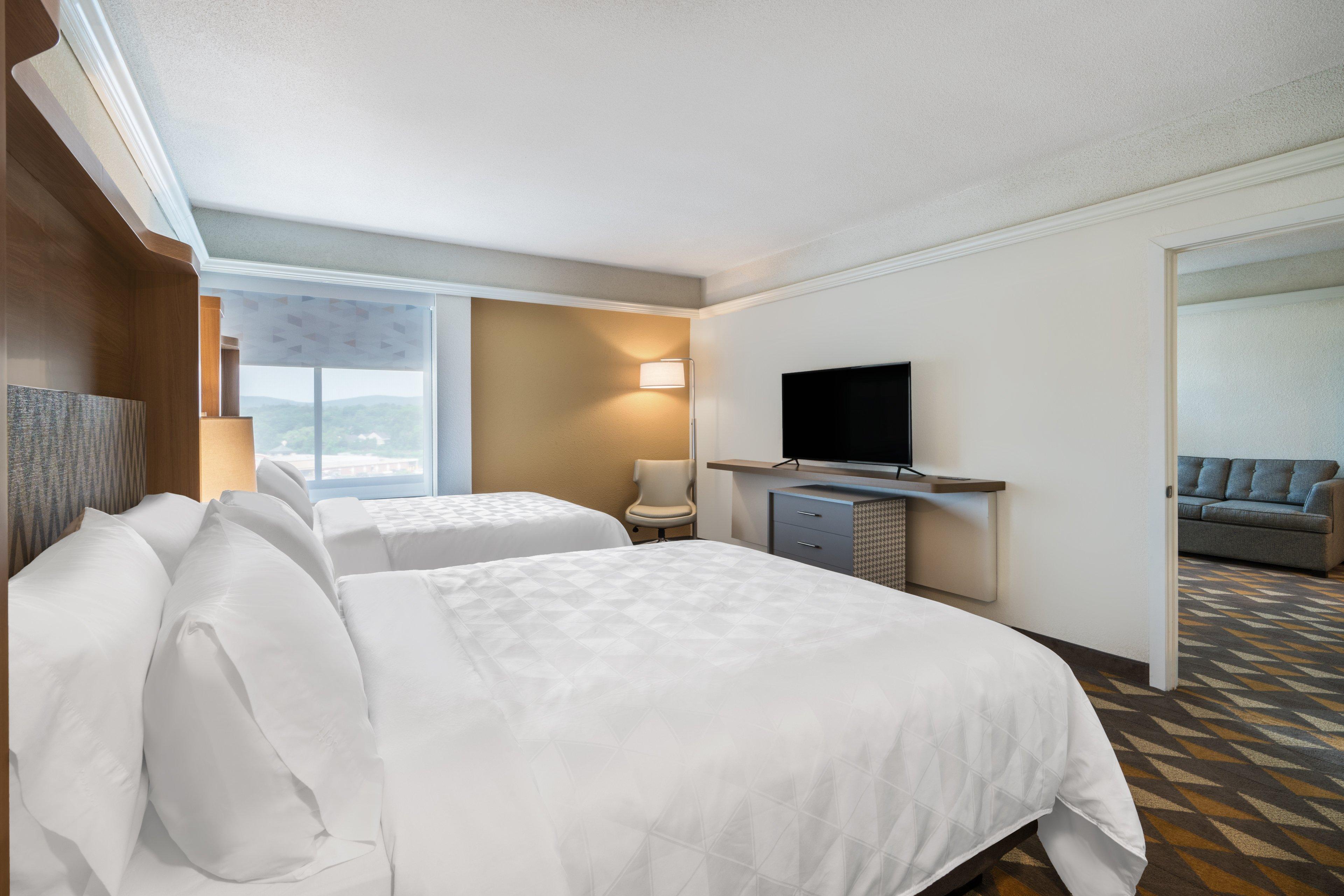 Holiday Inn & Suites Pittsfield-Berkshires By Ihg Exterior foto