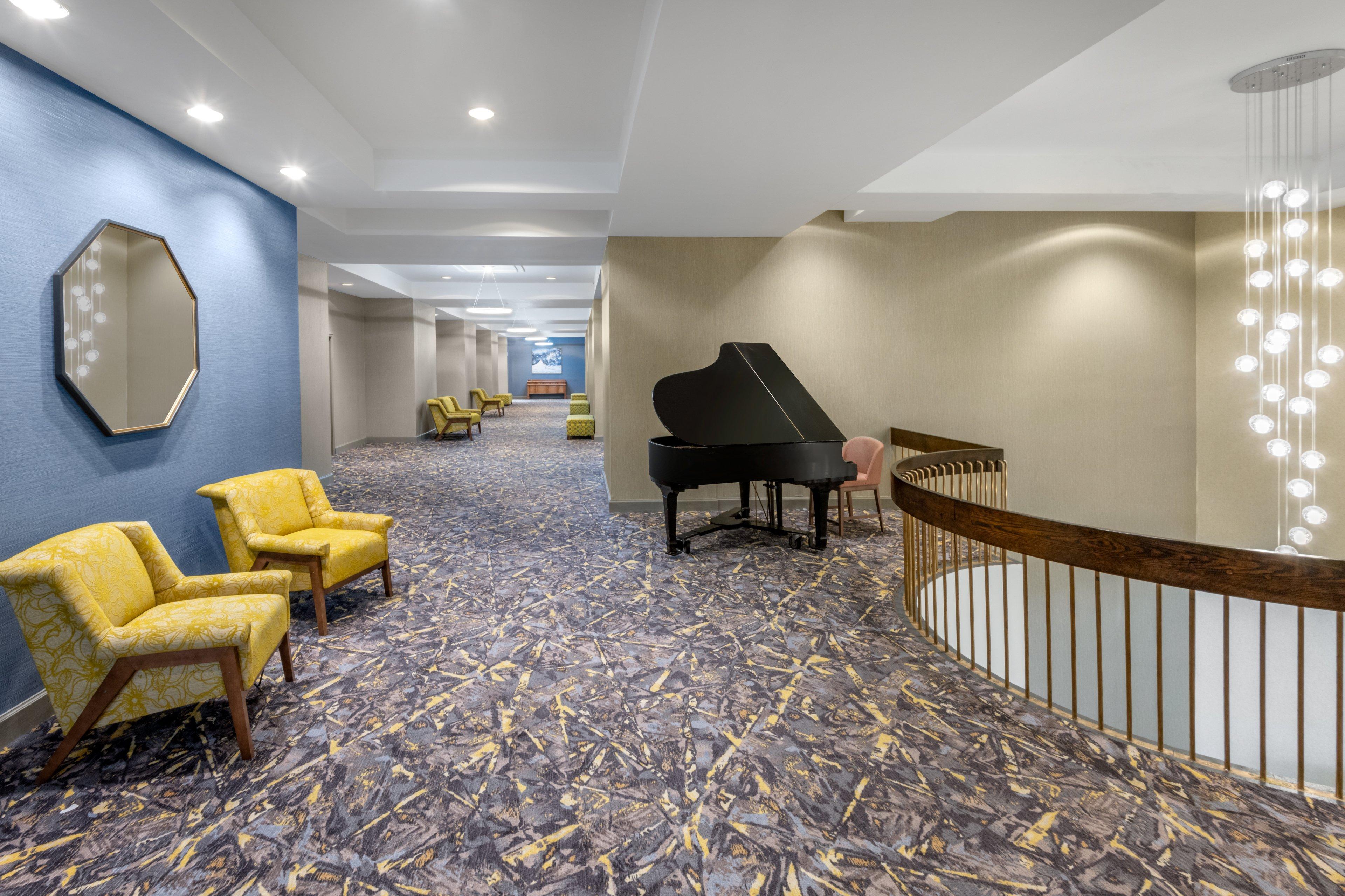 Holiday Inn & Suites Pittsfield-Berkshires By Ihg Exterior foto