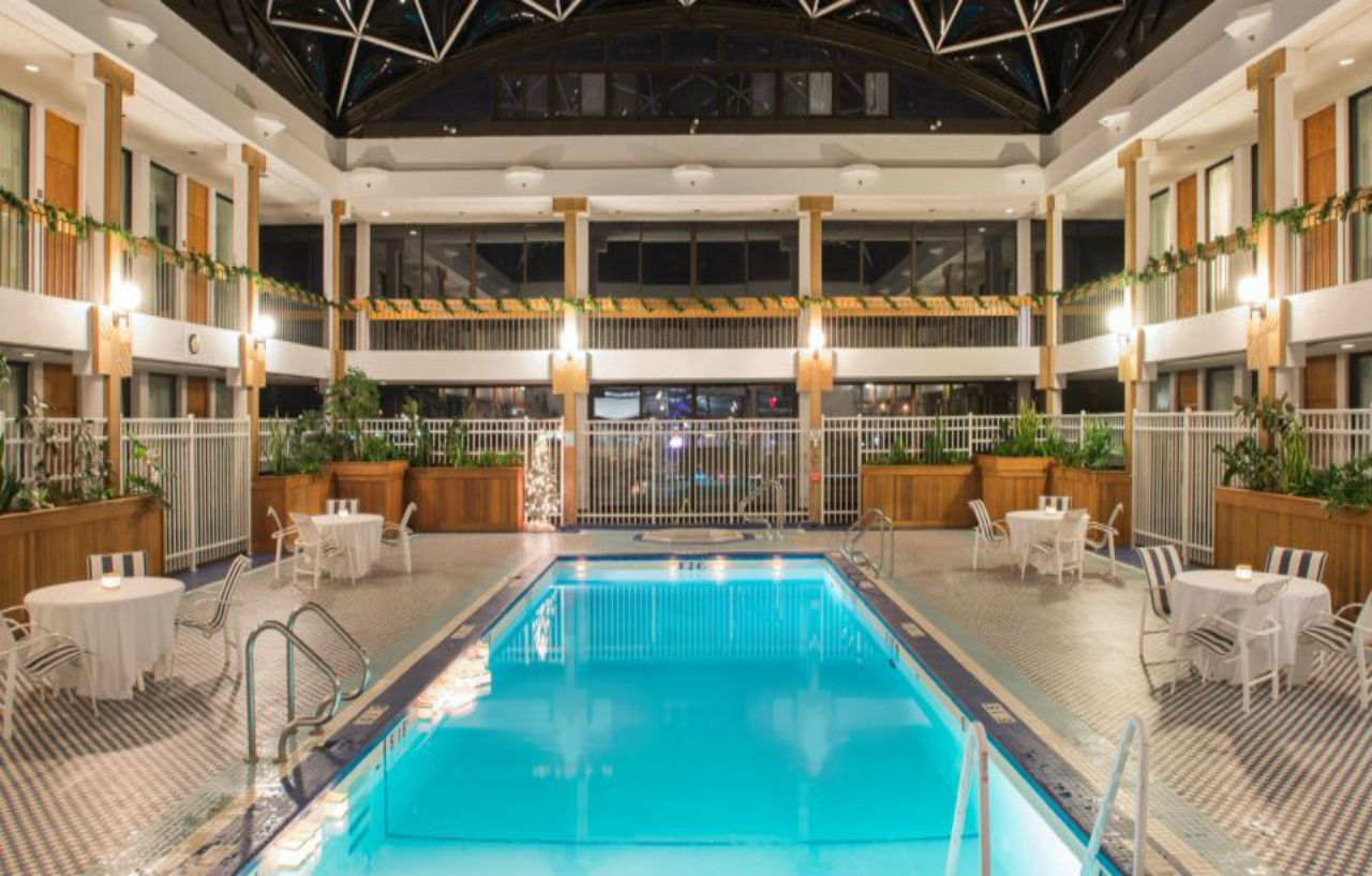 Holiday Inn & Suites Pittsfield-Berkshires By Ihg Exterior foto